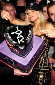 Birthday Cakes  Vegas on Fergie Hosts New Year Eve Party At 10ak In Las Vegas   Celebupdatenews
